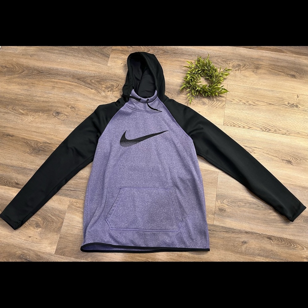 Womens Nike Therma-fit hoodie, large